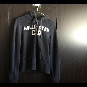 Women’s sweater, small